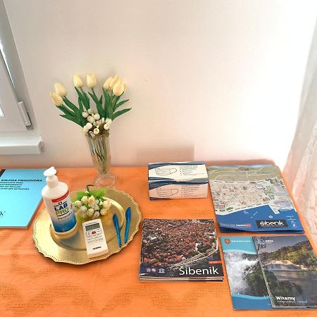 Apartment Silvana II ชิเบนิก ภายนอก รูปภาพ