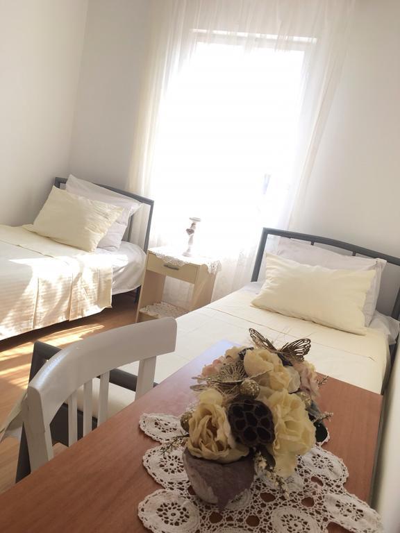 Apartment Silvana II ชิเบนิก ภายนอก รูปภาพ